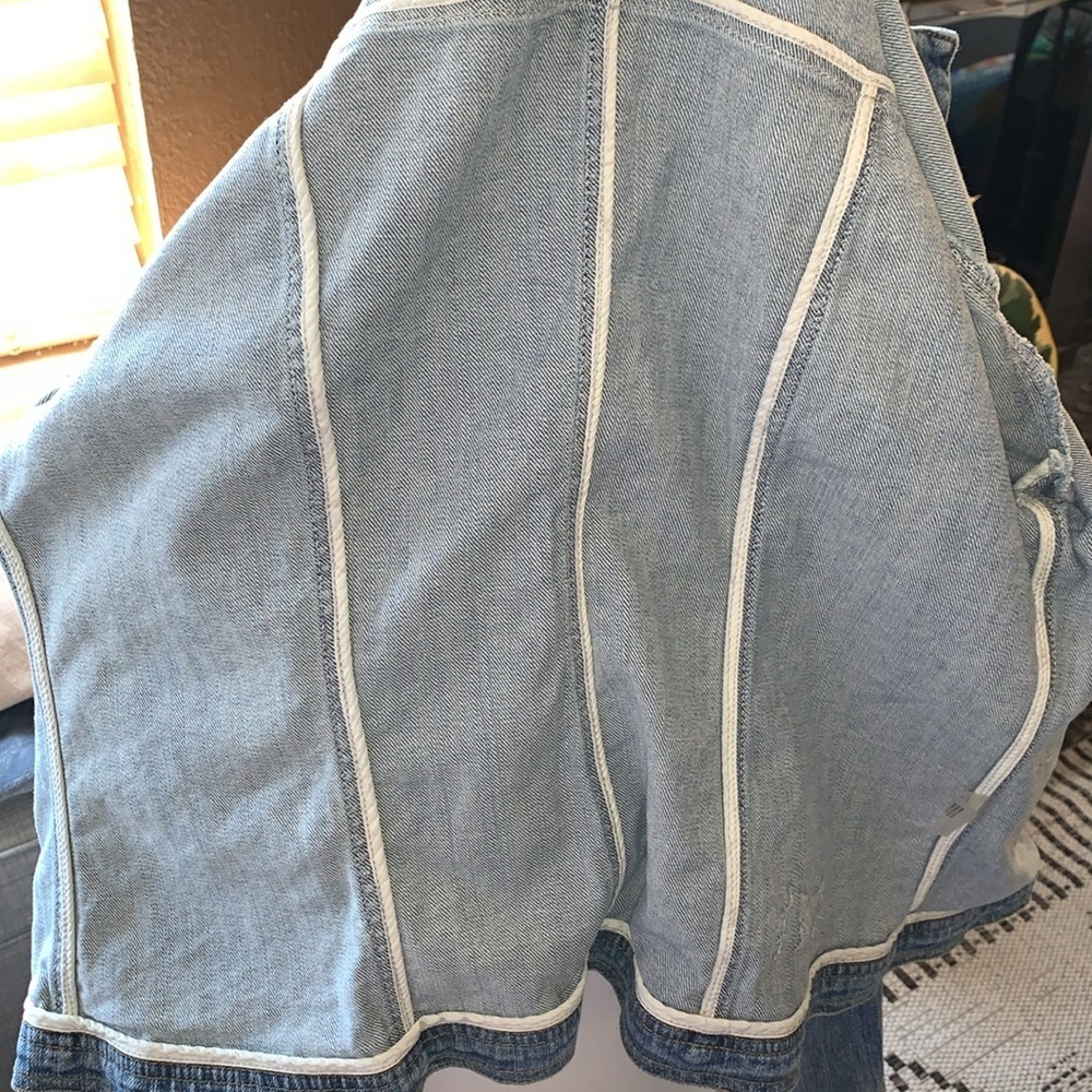 Gently Loved Brighton Denim Jacket Beautiful!! - Picture 14 of 15